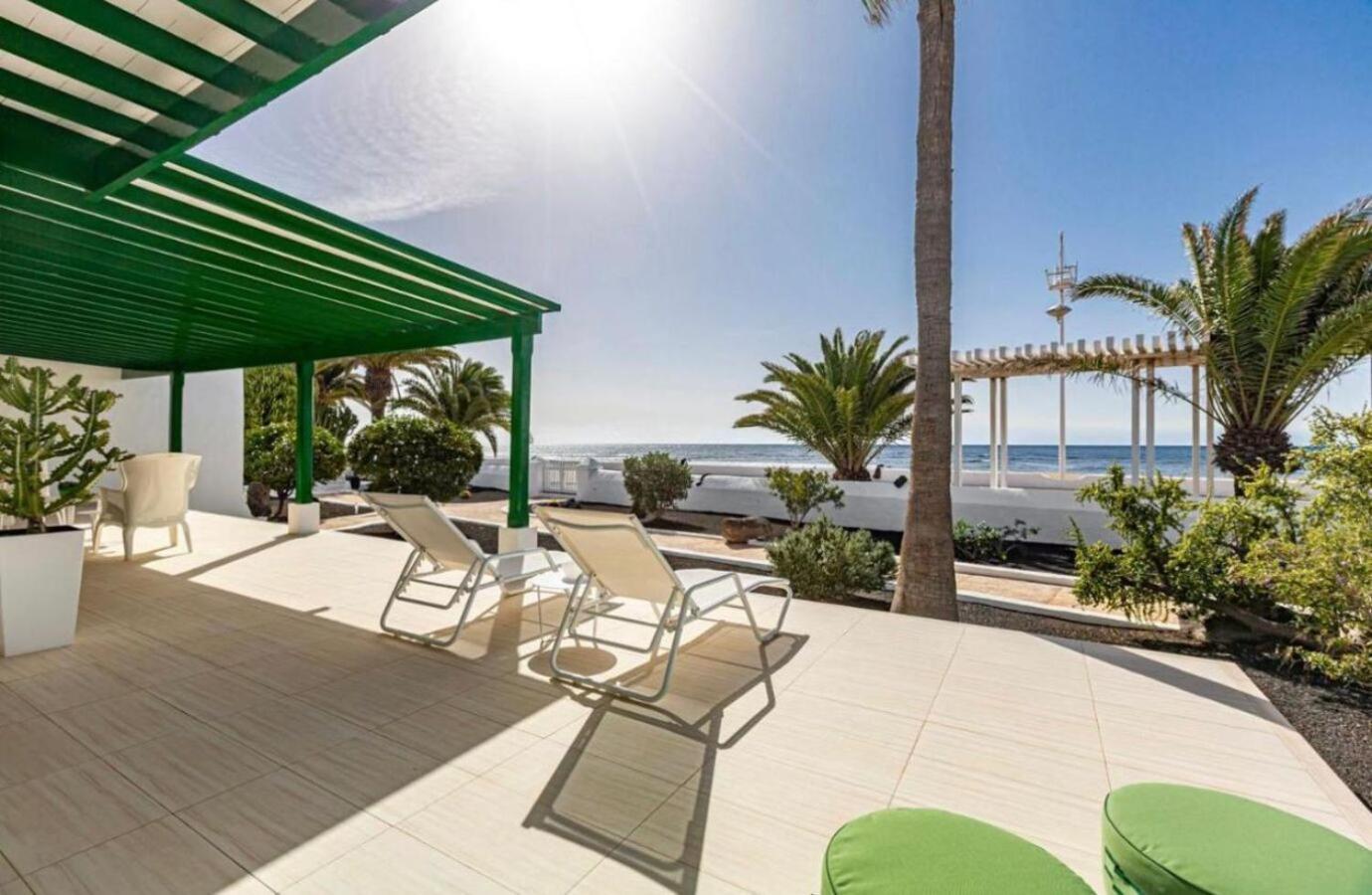 Luxury Villa Sea Front -La Orilla Плайя-Онда Экстерьер фото