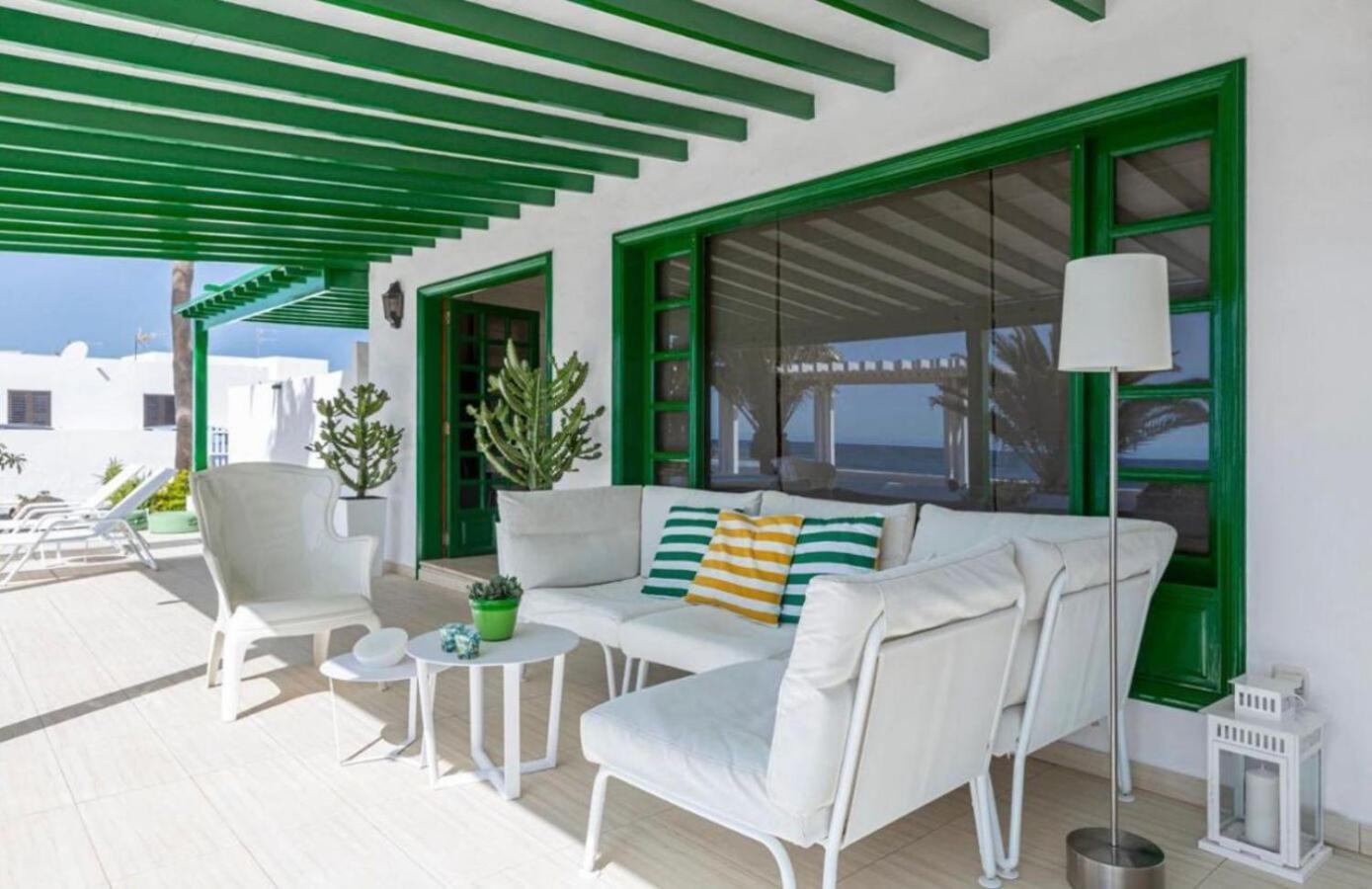 Luxury Villa Sea Front -La Orilla Плайя-Онда Экстерьер фото
